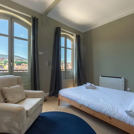 Market Ii By Aston Daire