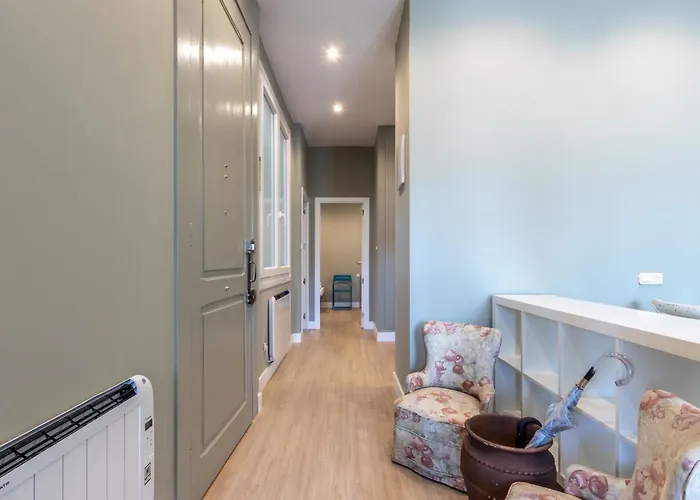 Market Ii By Aston *