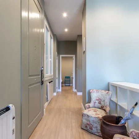 Market Ii By Aston *